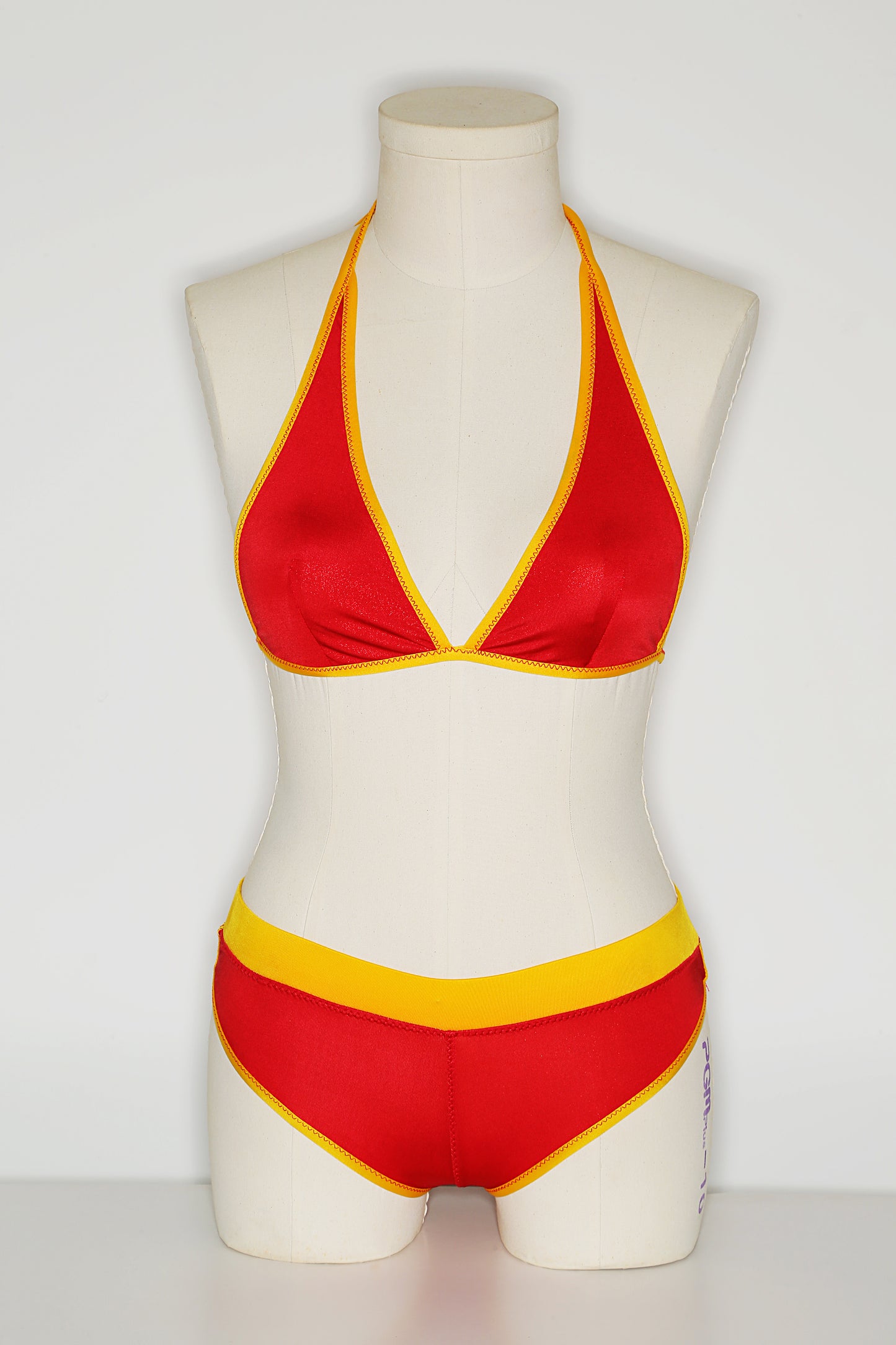 La Roja Spirit