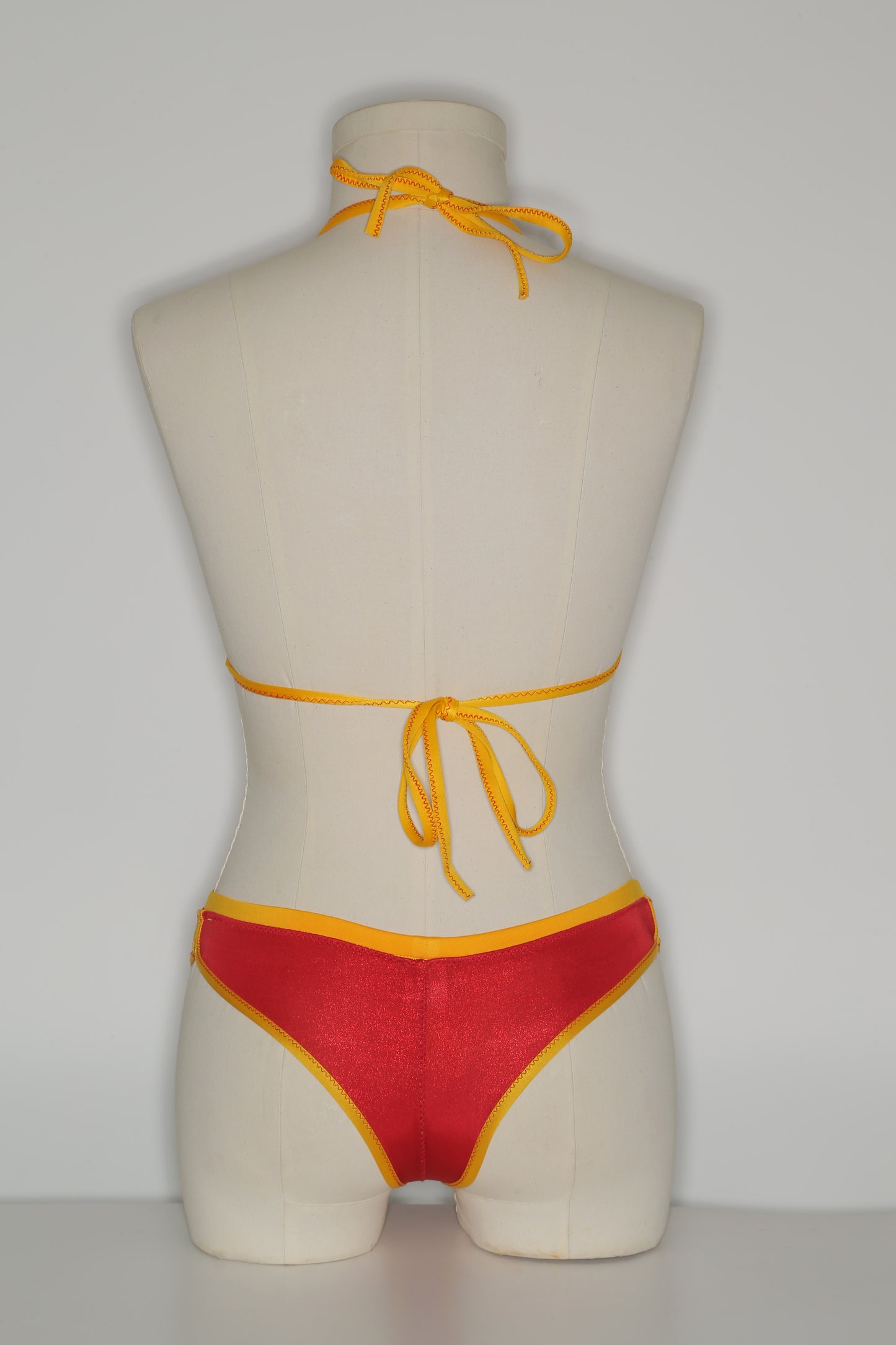 La Roja Low