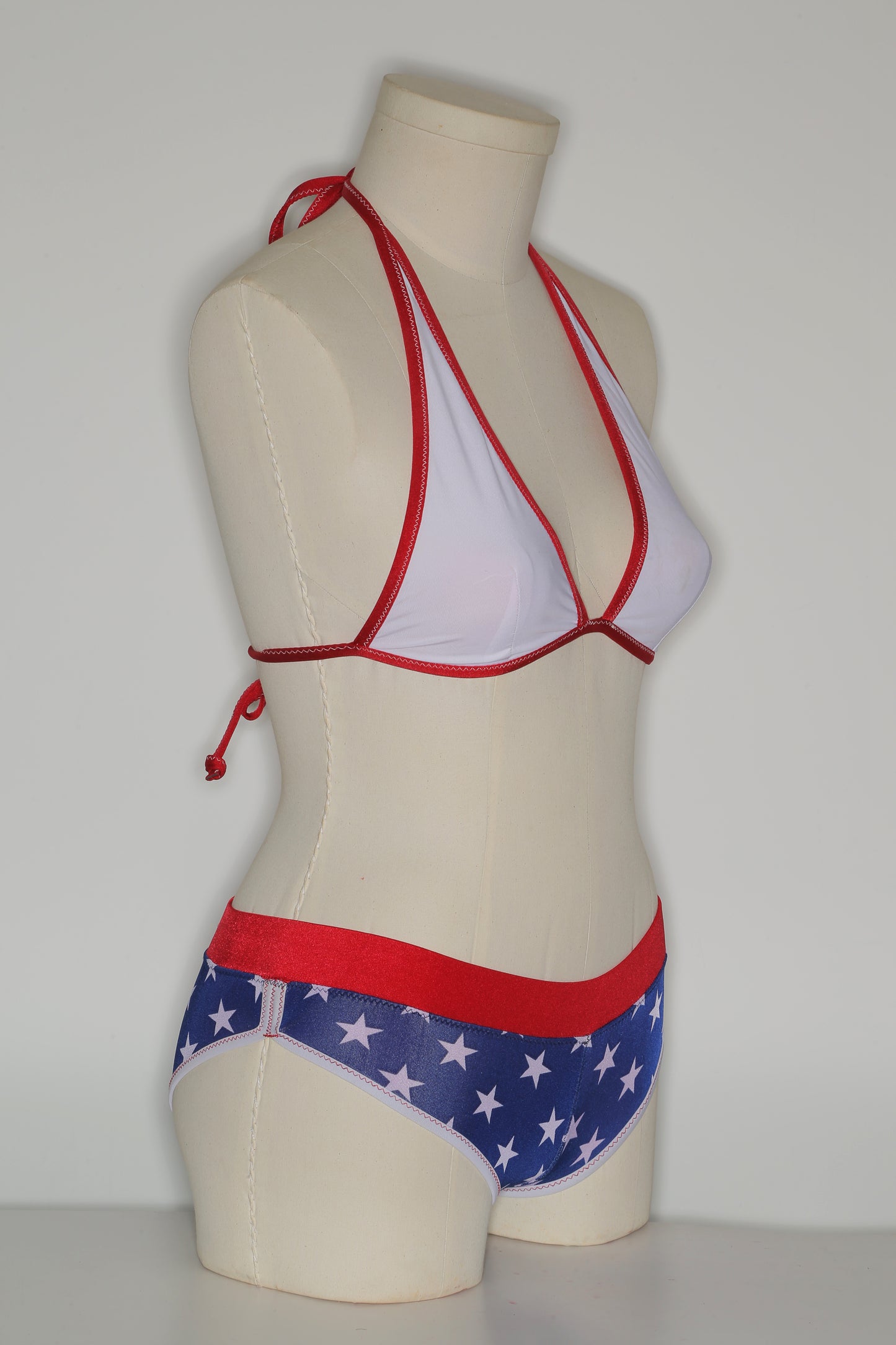 Stars & Stripes High - USA
