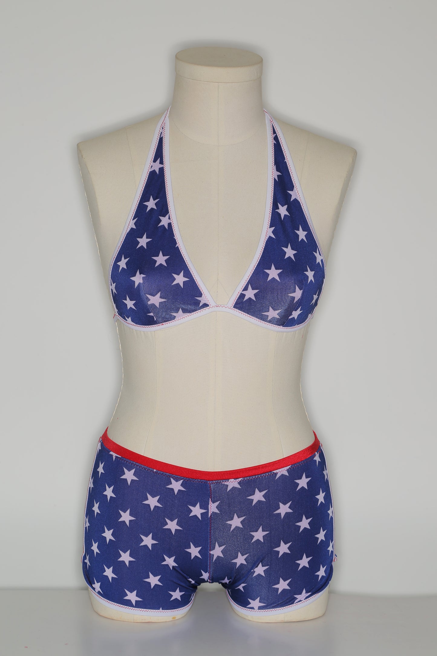 Stars & Stripes Star Trunk - USA