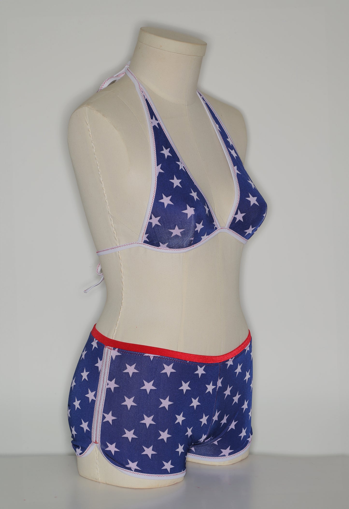 Stars & Stripes Star Trunk - USA